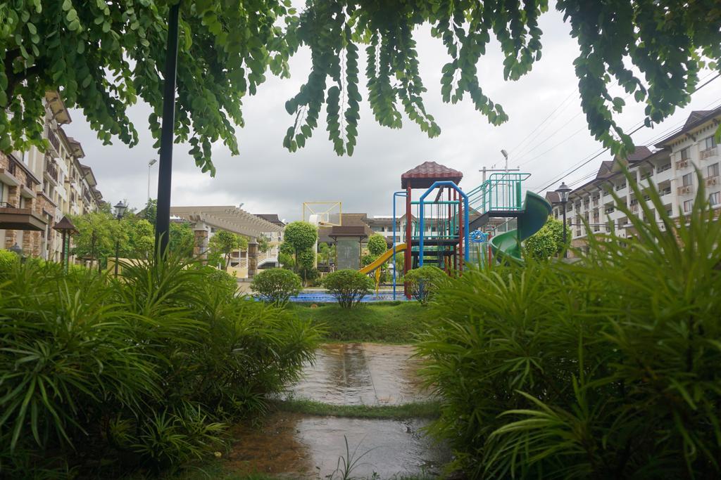 Apartelle D' Oasis Davao Exterior photo